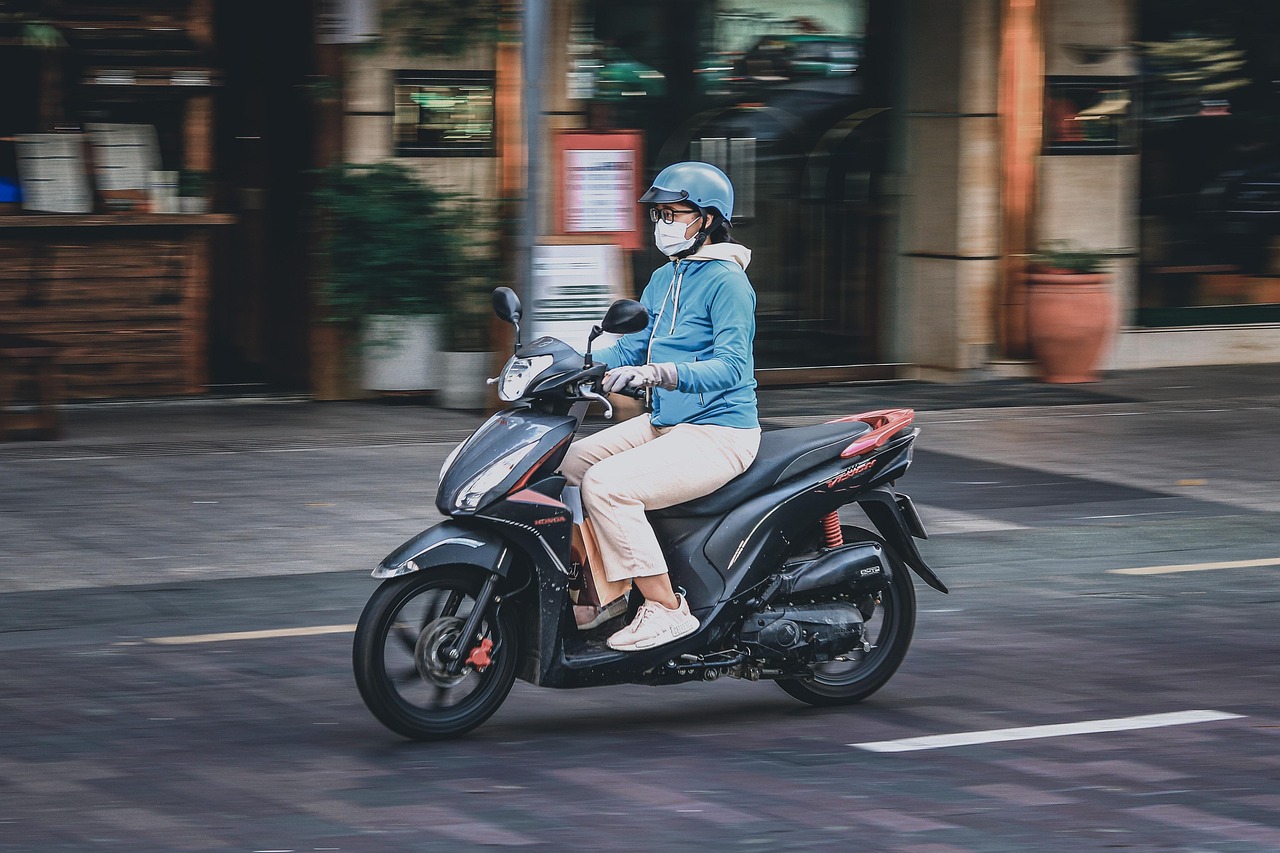 Oil Prices on the Rise – Opportunity or Challenge for Vietnam’s Economy in Q4 2025?